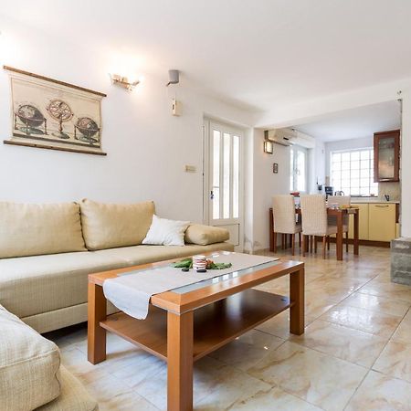Molnar Resort Apartment Sergej Brzac Eksteriør billede