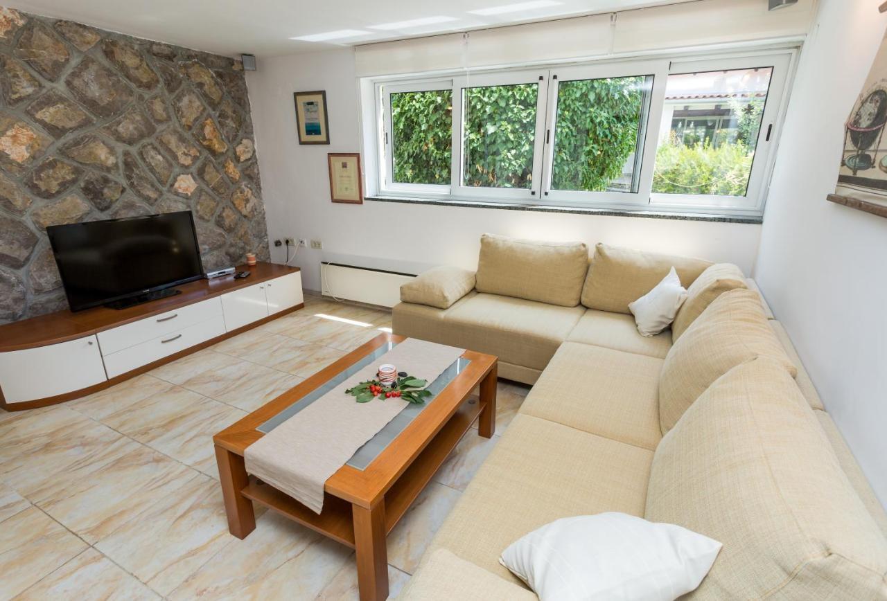 Molnar Resort Apartment Sergej Brzac Eksteriør billede